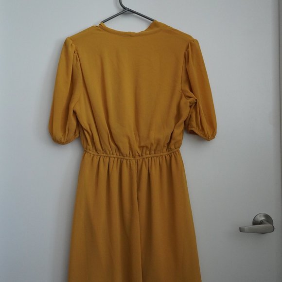 Mustard dress - Picture 2 of 12